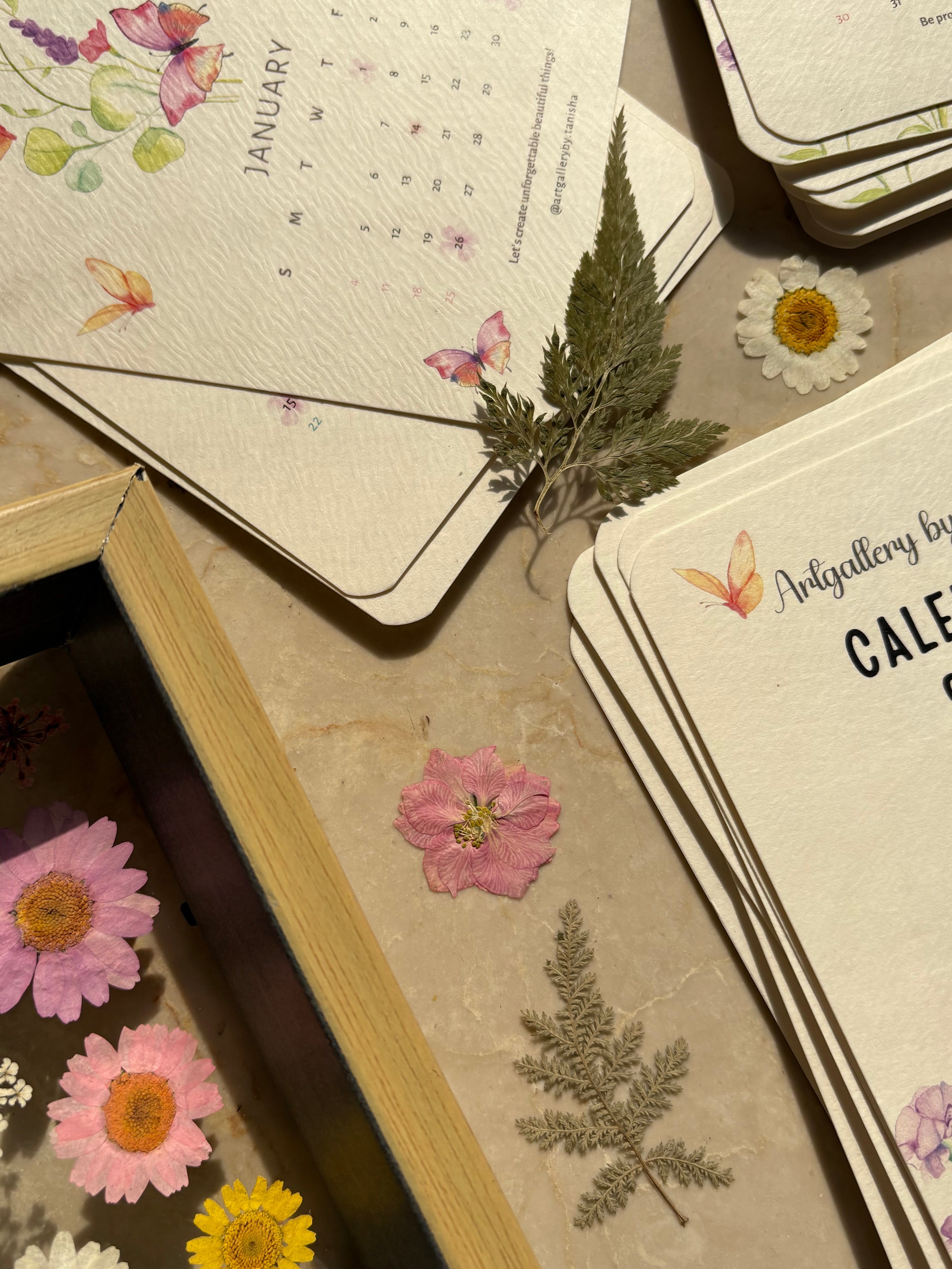 Botaniq desk calendar 2026