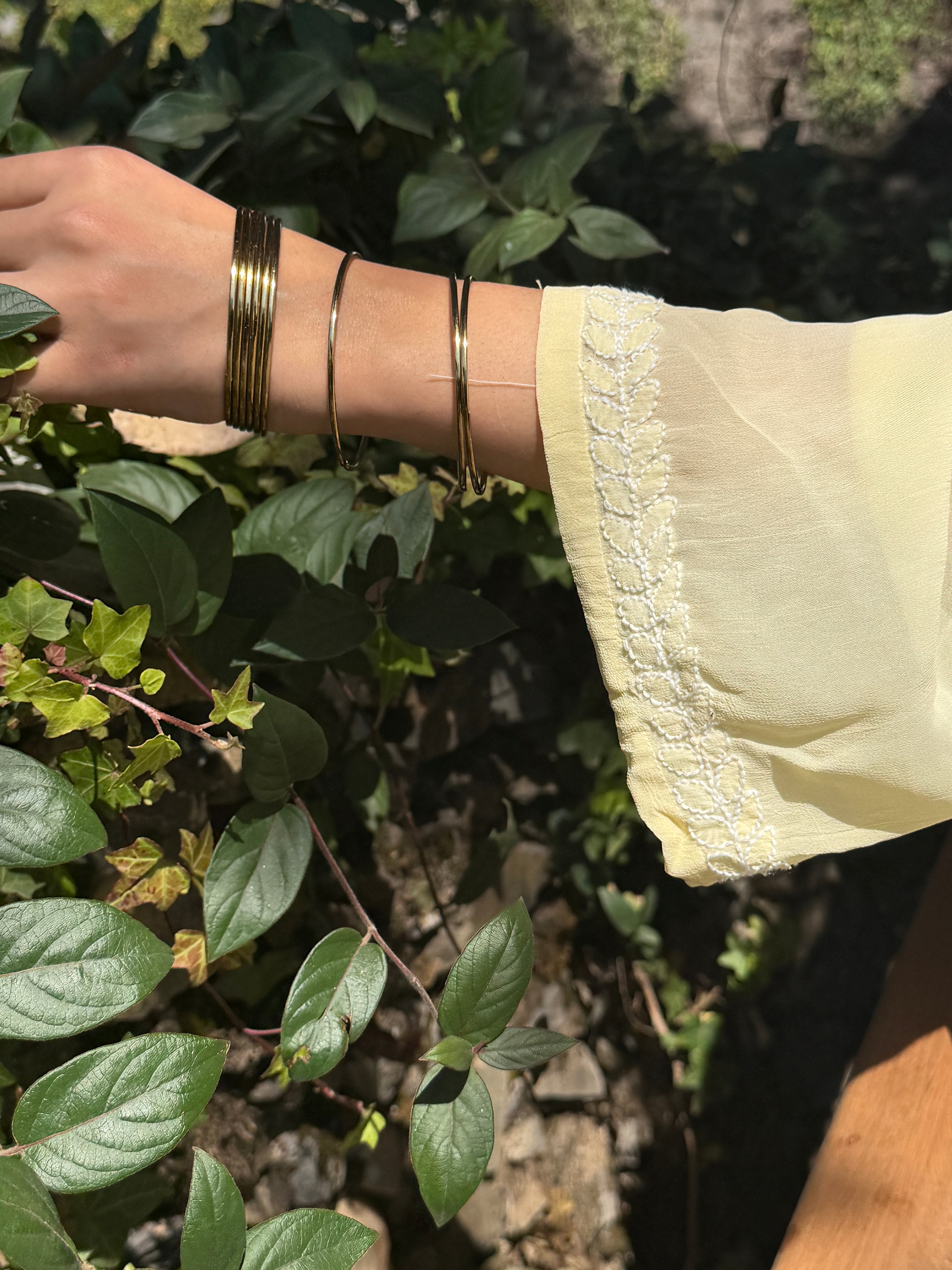 Freesia in Butteryellow