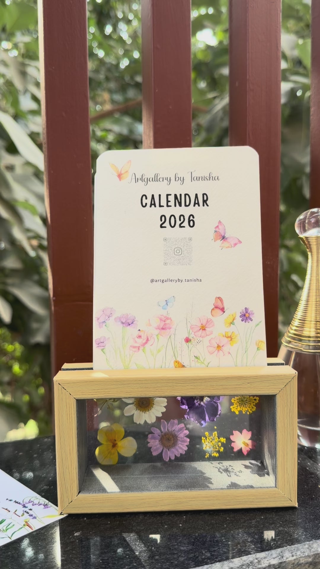 Botaniq desk calendar 2026